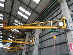 车间墙壁式智能悬臂吊的使用