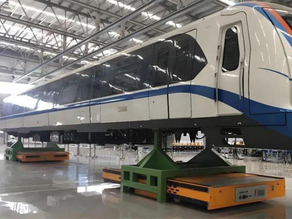 工业潜伏机器人铸铁芯包胶轮