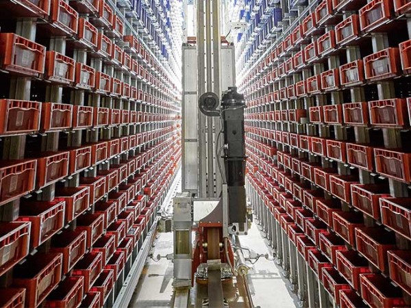 堆垛机下轨道驱动轮