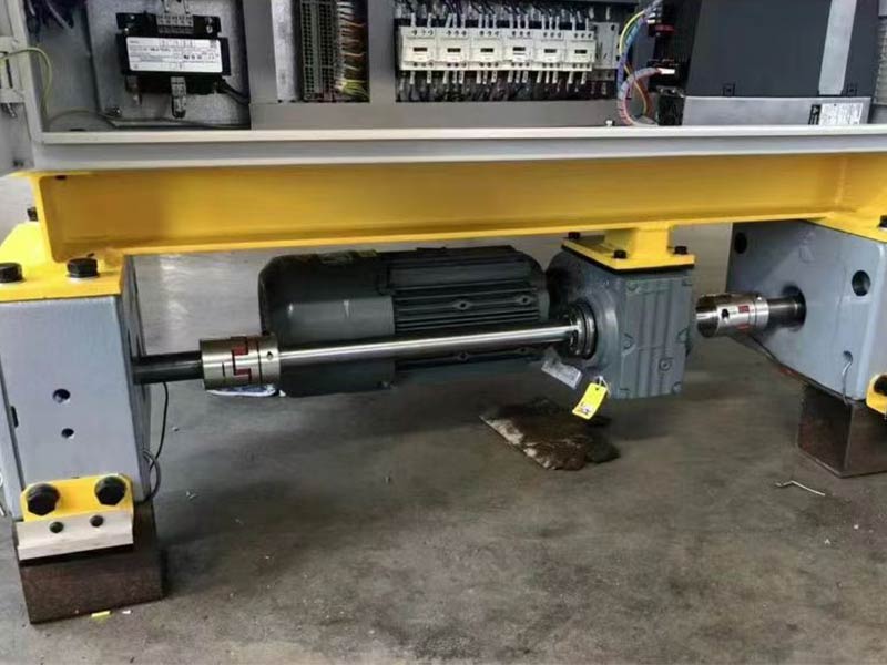 穿梭车驱动轮组